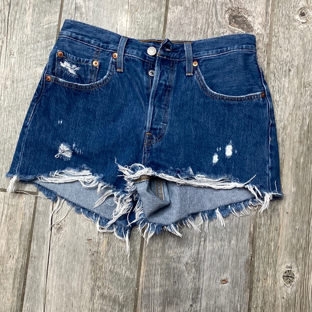 LEVI'S® 501® Original Cutoff Shorts 27 - Picture 1 of 9